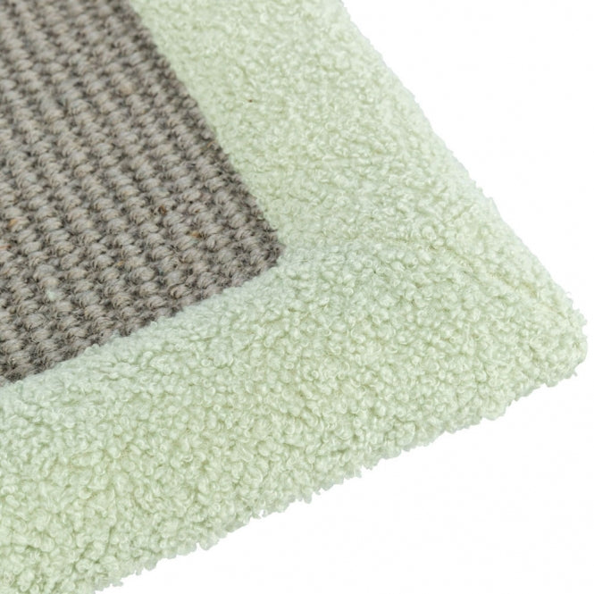 Trixie Junior Kratzmatte (47 × 47 cm) – Rutschfeste Sisal-Kratzmatte mit Spielzeug für Kätzchen